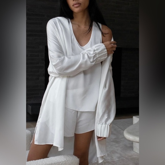 lunya Other - Lunya Washable Silk Robe Tranquil White Size L/XL
